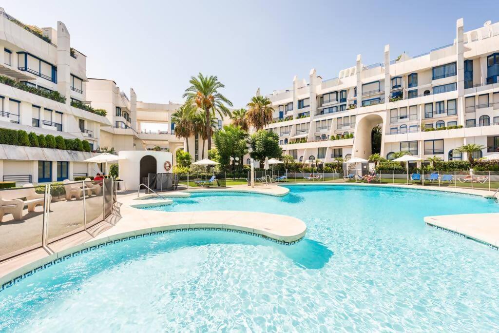 House Imponente Atico Con Piscina Privada Apartment *